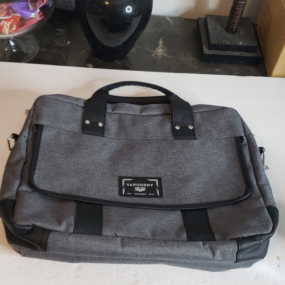 Vangoddy Chrono Messenger Bag Black & Gray NWOT